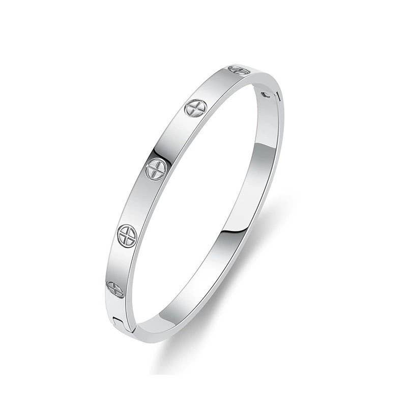 18K NON-TARNISH WATERPROOF STAINLESS STEEL BANGLE