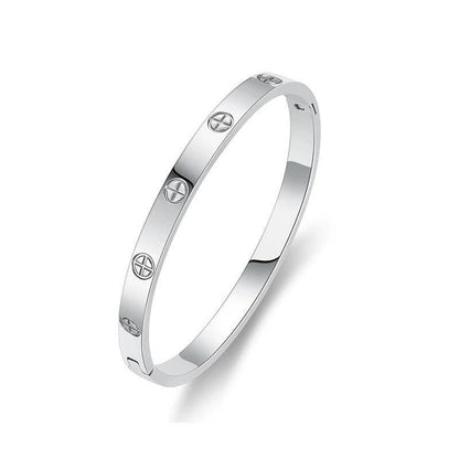 18K NON-TARNISH WATERPROOF STAINLESS STEEL BANGLE