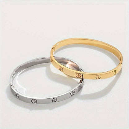 18K NON-TARNISH WATERPROOF STAINLESS STEEL BANGLE
