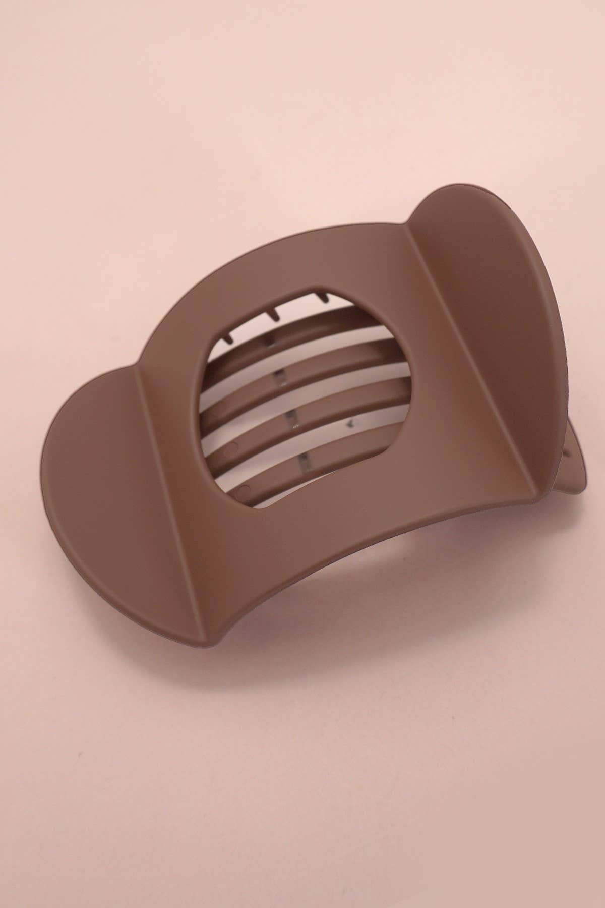 LAY FLAT LARGE HAIR CLAW CLIPS FOR SECURE STYLING