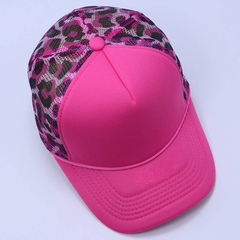 TRUCKER HAT CHECKER FOAM FRONT ANIMAL MESH CAP